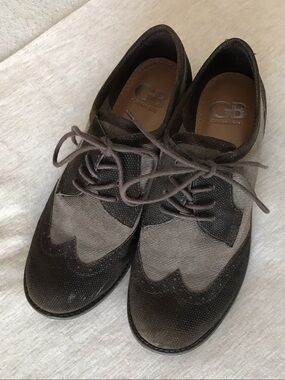 Gianni Bini Two-Tone Brown & Taupe Wingtip Oxford Shoes